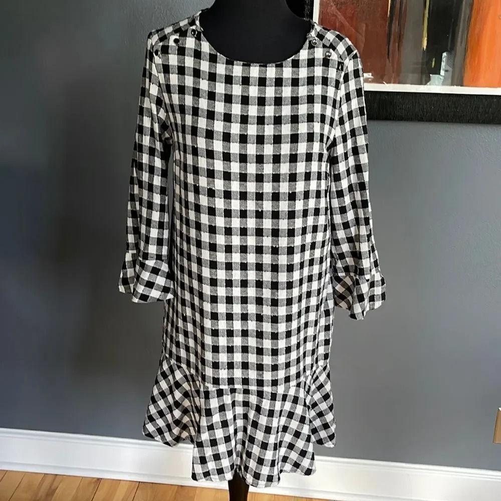 Zara Basic Black/White Textured Check Ruffle Hem/… - image 1